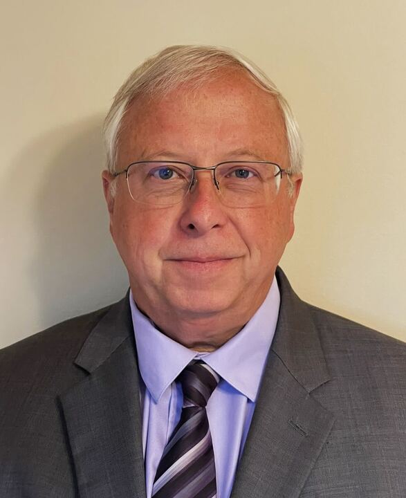 Dr. Brent Bauer